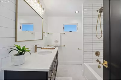 1735 NW 39th St, Lincoln City, OR 97367 - Photo 36