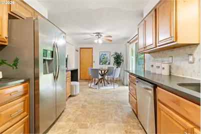 15116 SE Gladstone Dr, Portland, OR 97236 - Photo 14