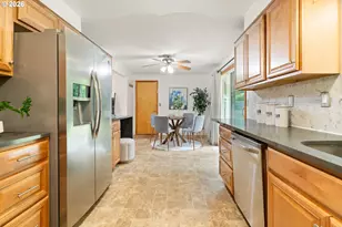 15116 SE Gladstone Dr, Portland, OR 97236 - Photo 14