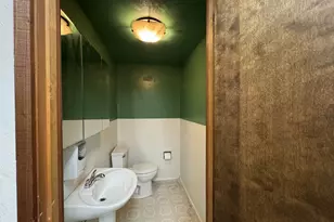 566 Greenwood Ave, Reedsport, OR 97467 - Photo 14