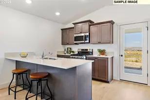 876 E Kinsley Ave, Hermiston, OR 97838 - Photo 12