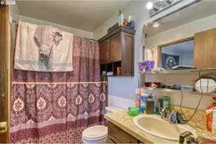 810 SW 10th St, Pendleton, OR 97801 - Photo 6