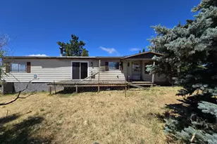 2080 Mountain View Dr, The Dalles, OR 97058 - Photo 10