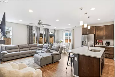 1566 N Spruce St, Canby, OR 97013 - Photo 8