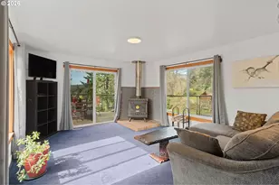 472 NW Hot Springs Alameda Rd, Stevenson, WA 98648 - Photo 8