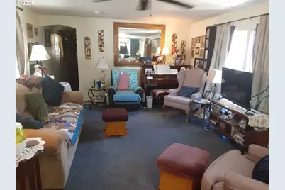 570 N 10th Ave #71, Cornelius, OR 97113 - Photo 6