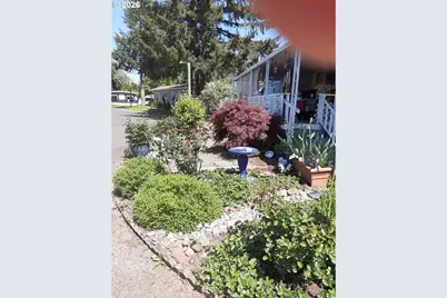 570 N 10th Ave #71, Cornelius, OR 97113 - Photo 2