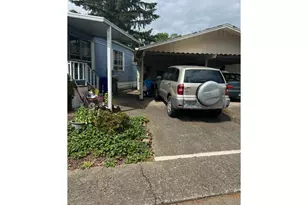 570 N 10th Ave, Cornelius, OR 97113 - Photo 12