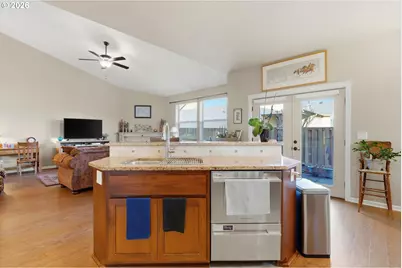 405 S Balm St, Yamhill, OR 97148 - Photo 12