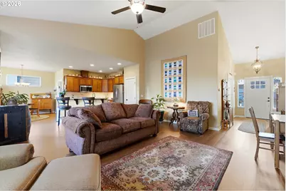 405 S Balm St, Yamhill, OR 97148 - Photo 8