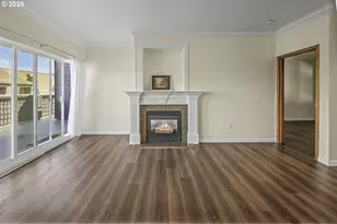 602 S Nevada St, Portland, OR 97219 - Photo 10
