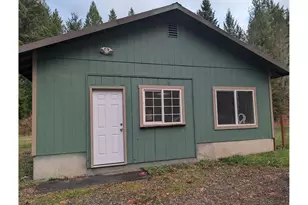 8892 Wind River Hwy, Carson, WA 98610 - Photo 2