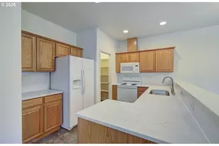 9715 NE 19th Pl, Vancouver, WA 98665 - Photo 12