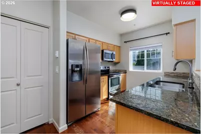 600 NW Lost Springs Ter #301, Portland, OR 97229 - Photo 10