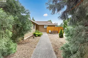 533 SW 13th Ave, Canby, OR 97013 - Photo 2