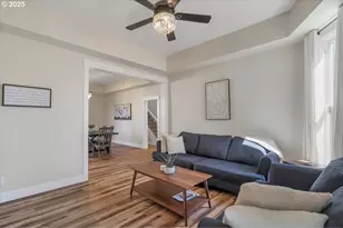 275 Monmouth St, Independence, OR 97351 - Photo 8