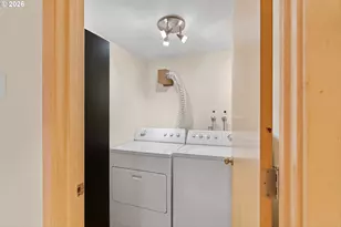 600 SE Marion St, Portland, OR 97202 - Photo 28