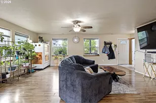 144 Bunting Ct, Roseburg, OR 97471 - Photo 14