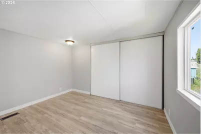 7227 SE Flavel St, Portland, OR 97206 - Photo 24