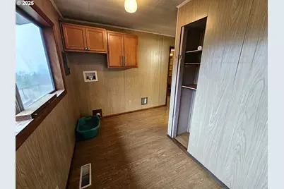 32373 Jp West Rd, Scappoose, OR 97056 - Photo 20