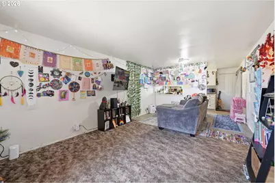 5104 E St, Springfield, OR 97478 - Photo 6