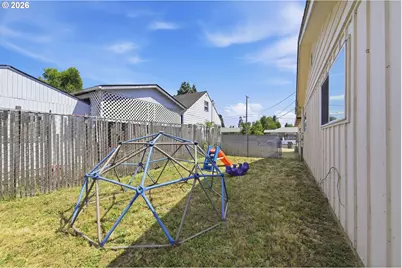 5104 E St, Springfield, OR 97478 - Photo 20