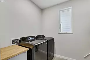 8213 N Swenson St, Portland, OR 97203 - Photo 38