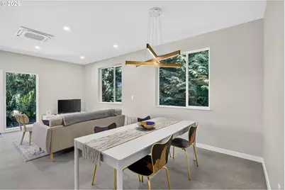 8213 N Swenson St, Portland, OR 97203 - Photo 8