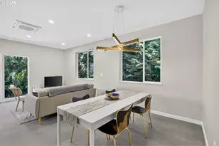 8213 N Swenson St, Portland, OR 97203 - Photo 8