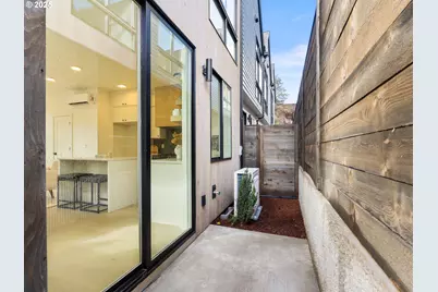 1911 Broadway St #6, Vancouver, WA 98663 - Photo 12