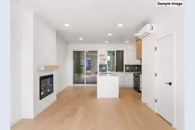 1911 Broadway St #6, Vancouver, WA 98663 - Photo 2