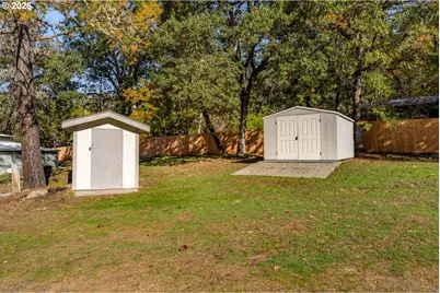11990 Artlin Rd, Grants Pass, OR 97526 - Photo 26