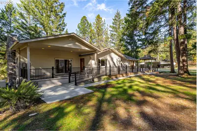 11990 Artlin Rd, Grants Pass, OR 97526 - Photo 32