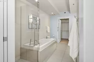 1310 NW Naito Pkwy, Portland, OR 97209 - Photo 18