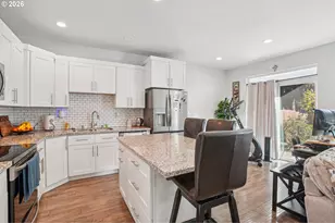 10703 NE 70th St, Vancouver, WA 98662 - Photo 12