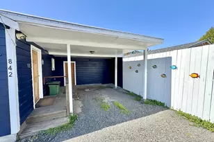 842 S Empire Blvd, Coos Bay, OR 97420 - Photo 32