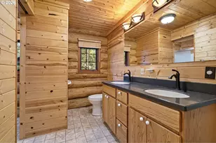 54850 McKenzie River Dr, Blue River, OR 97413 - Photo 16