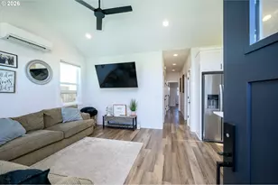 3695 NE McDonald Ln, McMinnville, OR 97128 - Photo 6