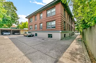 4025 SE Hawthorne Blvd, Portland, OR 97214 - Photo 6