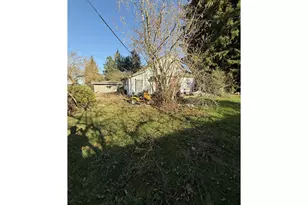 1114 Lincoln St, Oregon City, OR 97045 - Photo 2