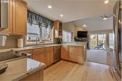 16761 NW Stoller Dr, Portland, OR 97229 - Photo 10