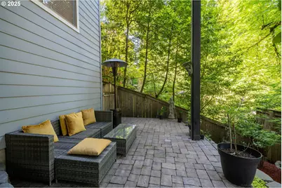 3017 SW Fairview Blvd, Portland, OR 97205 - Photo 38