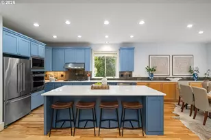 3017 SW Fairview Blvd, Portland, OR 97205 - Photo 10