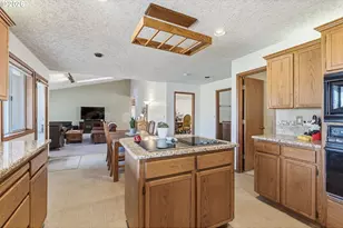 718 NE 246th Cir, Ridgefield, WA 98642 - Photo 12