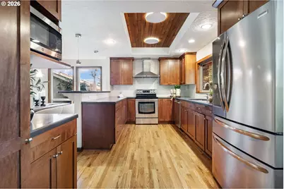 10203 SW 59th Pl, Portland, OR 97219 - Photo 26