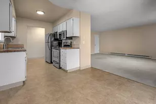 1181 NE Grant St, Hillsboro, OR 97124 - Photo 10