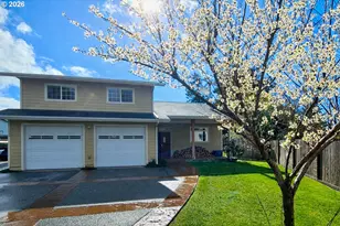 1006 Ruth Ln, Brookings, OR 97415 - Photo 2