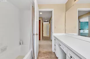 1922 Springhill Dr, Albany, OR 97321 - Photo 18