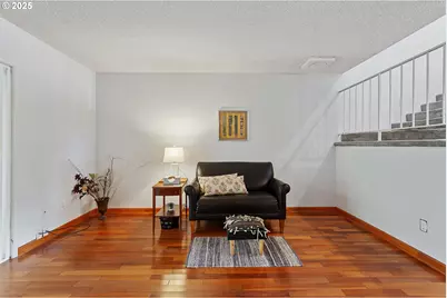 413 N Hayden Bay Dr, Portland, OR 97217 - Photo 10