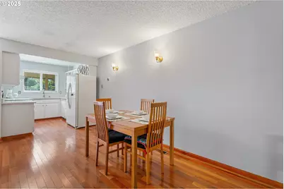 413 N Hayden Bay Dr, Portland, OR 97217 - Photo 6